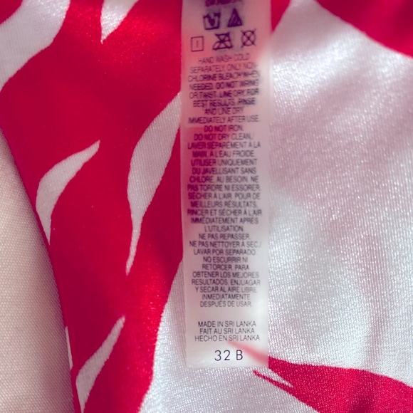 💕VICTORIA SECRET 💕Miraculous Bombshell bikini .RARE👙 DISCONTINUED. - Picture 9 of 16